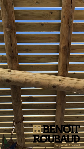 Benoit Roubaud carpinteria de madera (17) Pergolas palos redondos almeria