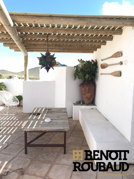 Benoit Roubaud carpinteria de madera (21) Pergolas palos redondos almeria